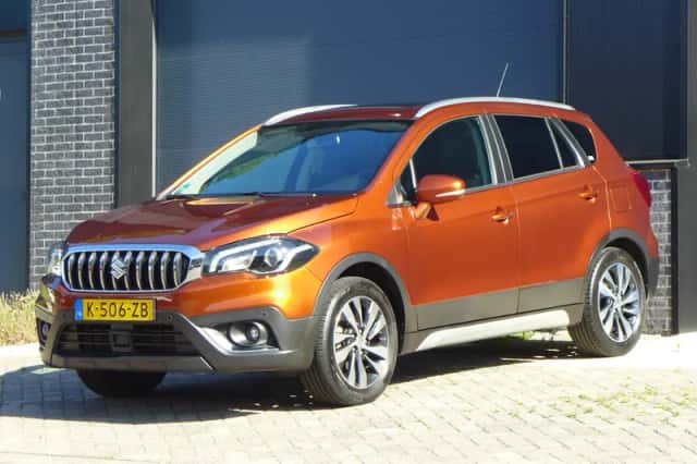 Suzuki S-Cross (2021) thumbnail 3
