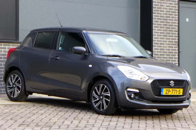 Suzuki Swift (2018) thumbnail 6