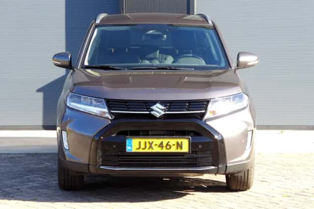 Suzuki Vitara (2025) thumbnail 4