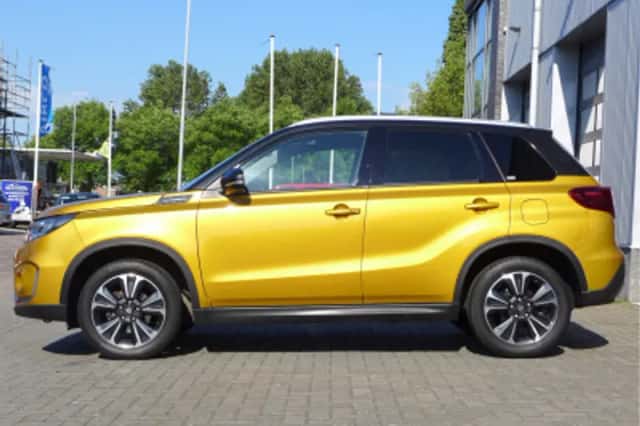 Suzuki Vitara (2020) thumbnail 4