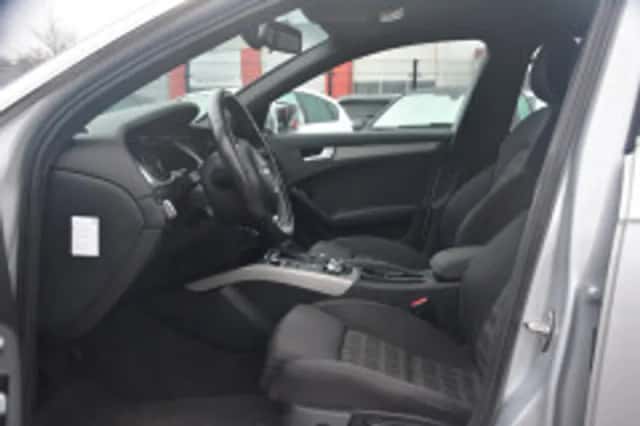 Audi A4 (2014) thumbnail 5