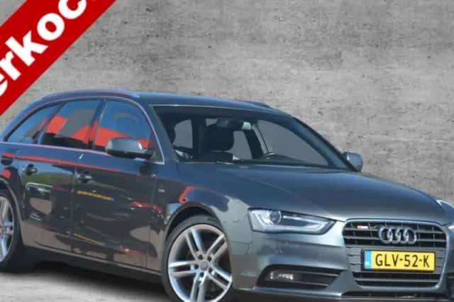 Audi A4 (2012) thumbnail 1
