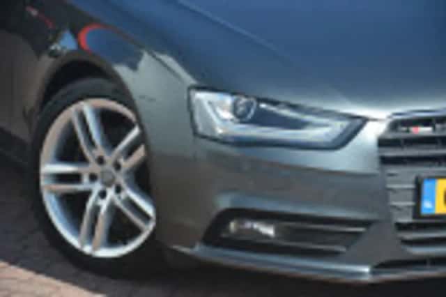 Audi A4 (2012) thumbnail 38