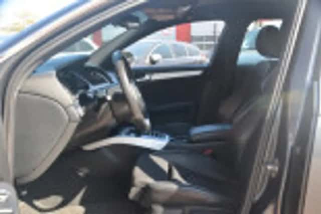 Audi A4 (2012) thumbnail 39