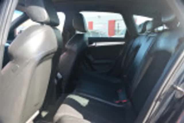 Audi A4 (2012) thumbnail 43