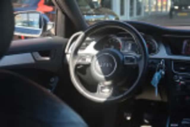 Audi A4 (2012) thumbnail 46