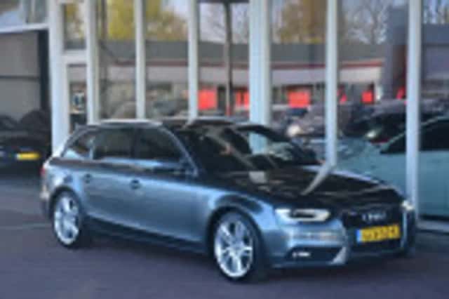 Audi A4 (2012) thumbnail 54