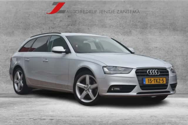Audi A4 (2012) thumbnail 2