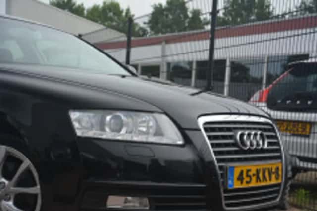 Audi A6 (2010) thumbnail 5