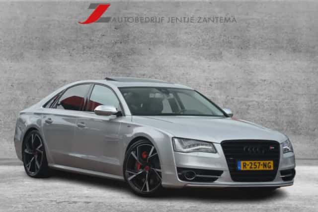 Audi A8 (2013) thumbnail 2
