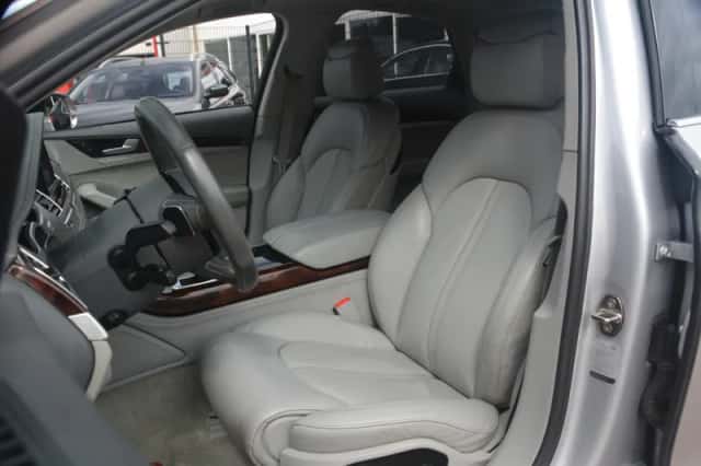 Audi A8 (2013) thumbnail 6