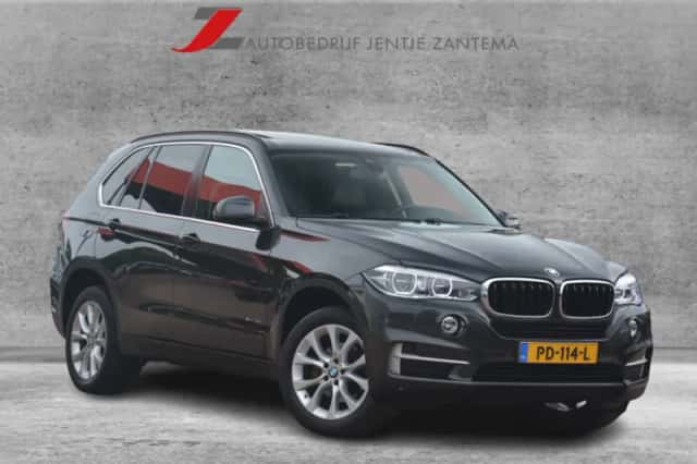 BMW X5 (2015) thumbnail 2