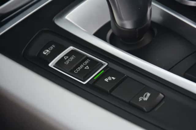 BMW X5 (2015) thumbnail 27