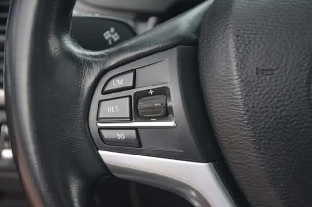 BMW X5 (2015) thumbnail 33