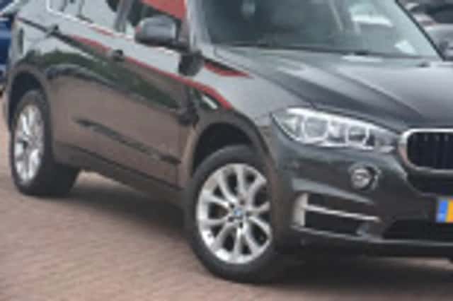 BMW X5 (2015) thumbnail 49