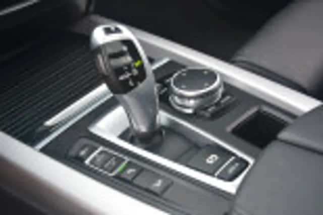 BMW X5 (2015) thumbnail 66