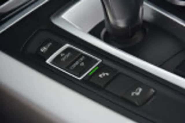 BMW X5 (2015) thumbnail 67