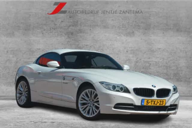 BMW Z4 (2014) thumbnail 3