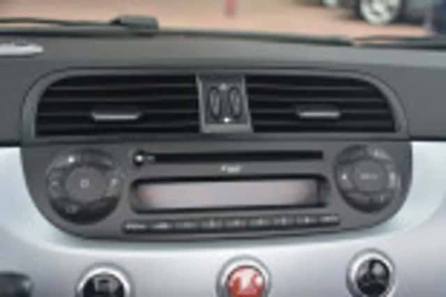 Fiat 500C (2015) thumbnail 58