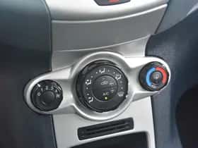 Ford Fiesta (2012) thumbnail 20