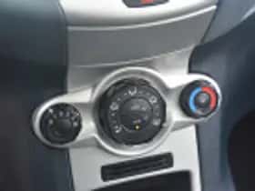 Ford Fiesta (2012) thumbnail 45