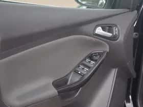 Ford Focus (2014) thumbnail 13