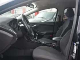 Ford Focus (2014) thumbnail 5