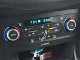 Ford Focus (2014) thumbnail 65