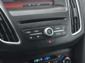 Ford Focus (2014) thumbnail 74