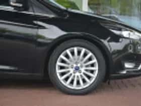 Ford Focus (2014) thumbnail 82
