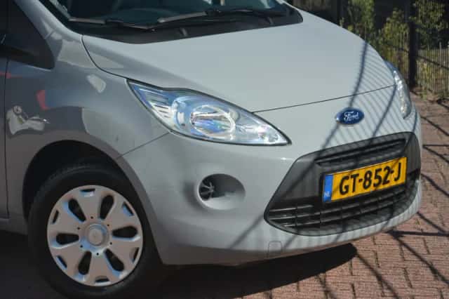 Ford Ka (2015) thumbnail 3