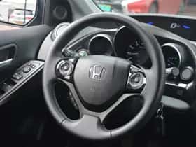 Honda Civic (2016) thumbnail 15