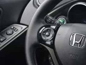 Honda Civic (2016) thumbnail 16