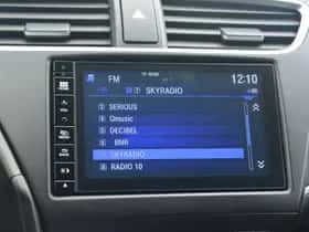 Honda Civic (2016) thumbnail 24