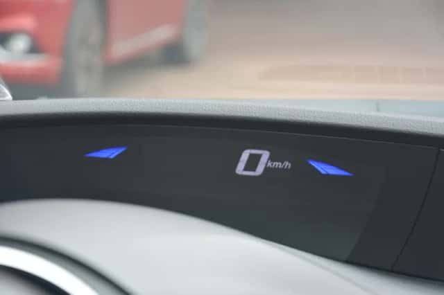 Honda Civic (2016) thumbnail 26