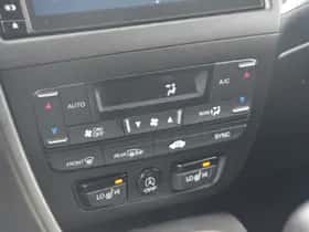 Honda Civic (2016) thumbnail 28