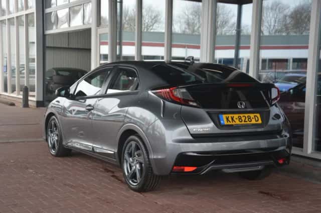 Honda Civic (2016) thumbnail 36