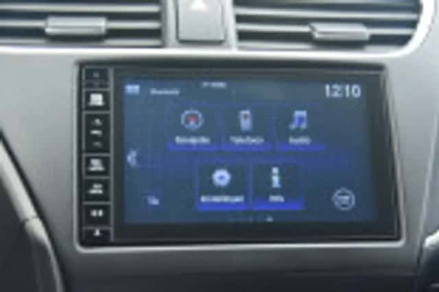 Honda Civic (2016) thumbnail 61