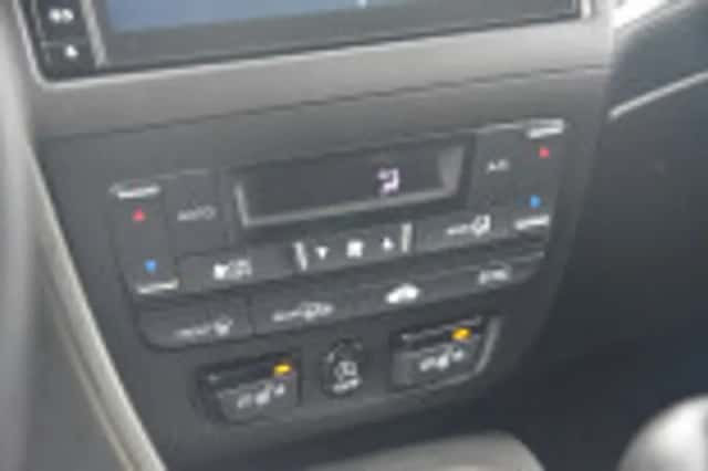 Honda Civic (2016) thumbnail 68