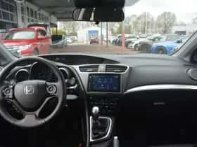Honda Civic (2016) thumbnail 92