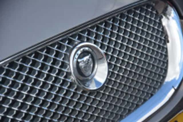 Jaguar XF (2008) thumbnail 6