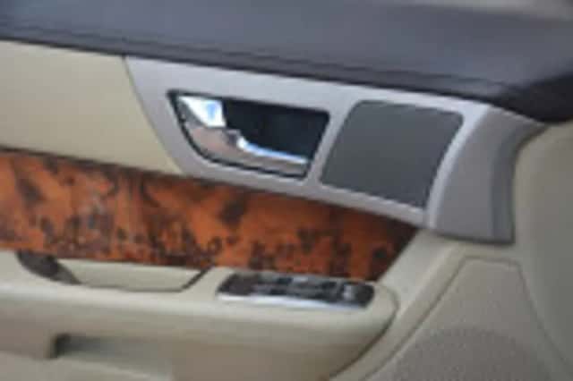 Jaguar XF (2008) thumbnail 68