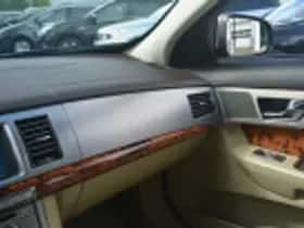 Jaguar XF (2008) thumbnail 70