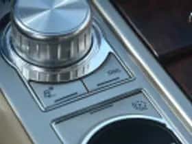 Jaguar XF (2008) thumbnail 71
