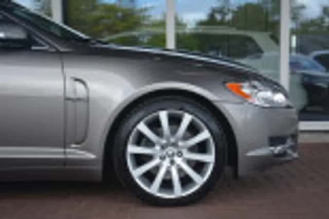 Jaguar XF (2008) thumbnail 77