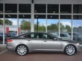 Jaguar XF (2008) thumbnail 78