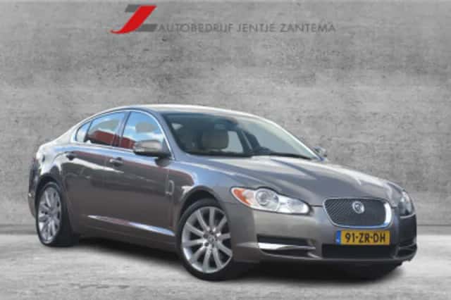 Jaguar XF (2008) thumbnail 88