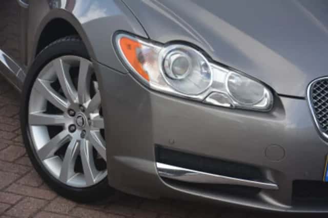 Jaguar XF (2008) thumbnail 89