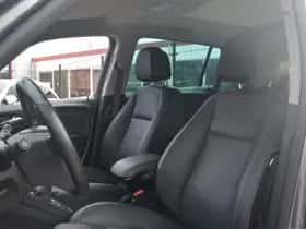 Opel Zafira (2017) thumbnail 104