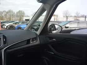 Opel Zafira (2017) thumbnail 20